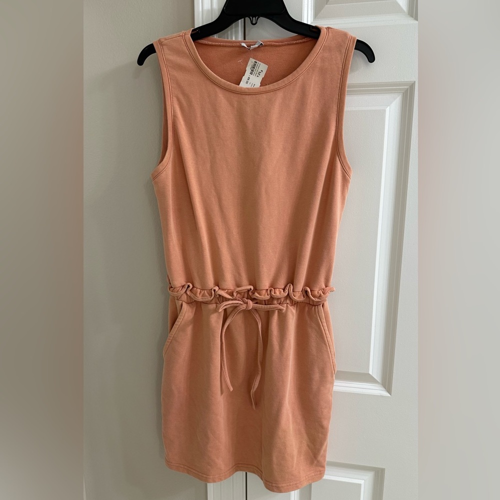 Fate Sleeveless casual Coverup in Peach